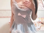 Masturbazione di una ragazza asiatica carina